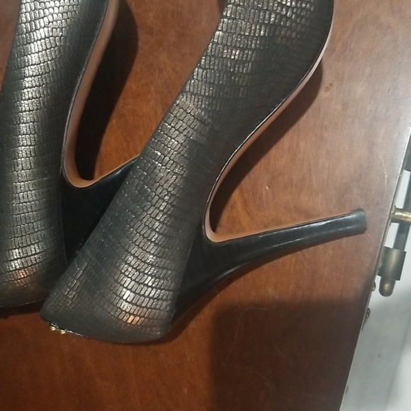 Authentic Coach Ellin Embs Shoes - Picture 4 of 7